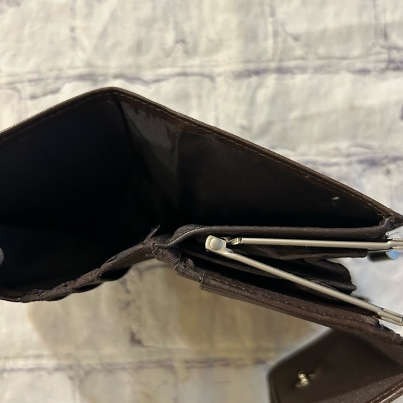 GENUINE LEATHER CHOCOLATE BROWN WALLET KISS LOCK COIN POCKET & BILL POCKET - Picture 6 of 7